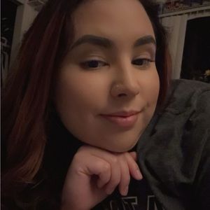 Meet your Posher, Aylin